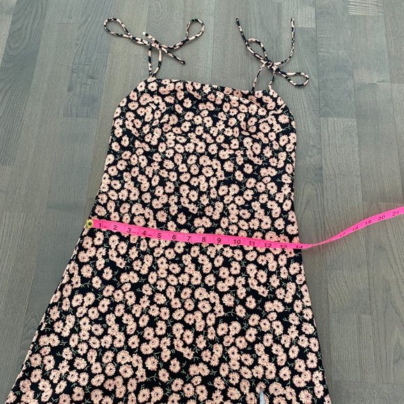 Princess Polly Franklyn mini dress | Black floral strappy mini dress | US size 0 - Picture 7 of 12